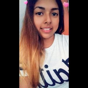 Meet your Posher, Vanessa